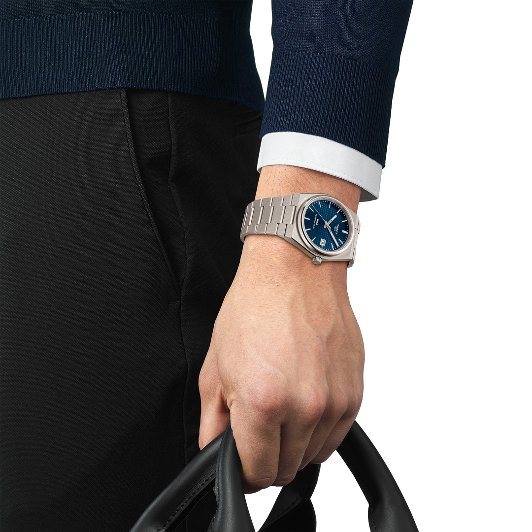 Tissot PRX 38 Titan Powermatic 80 Blau