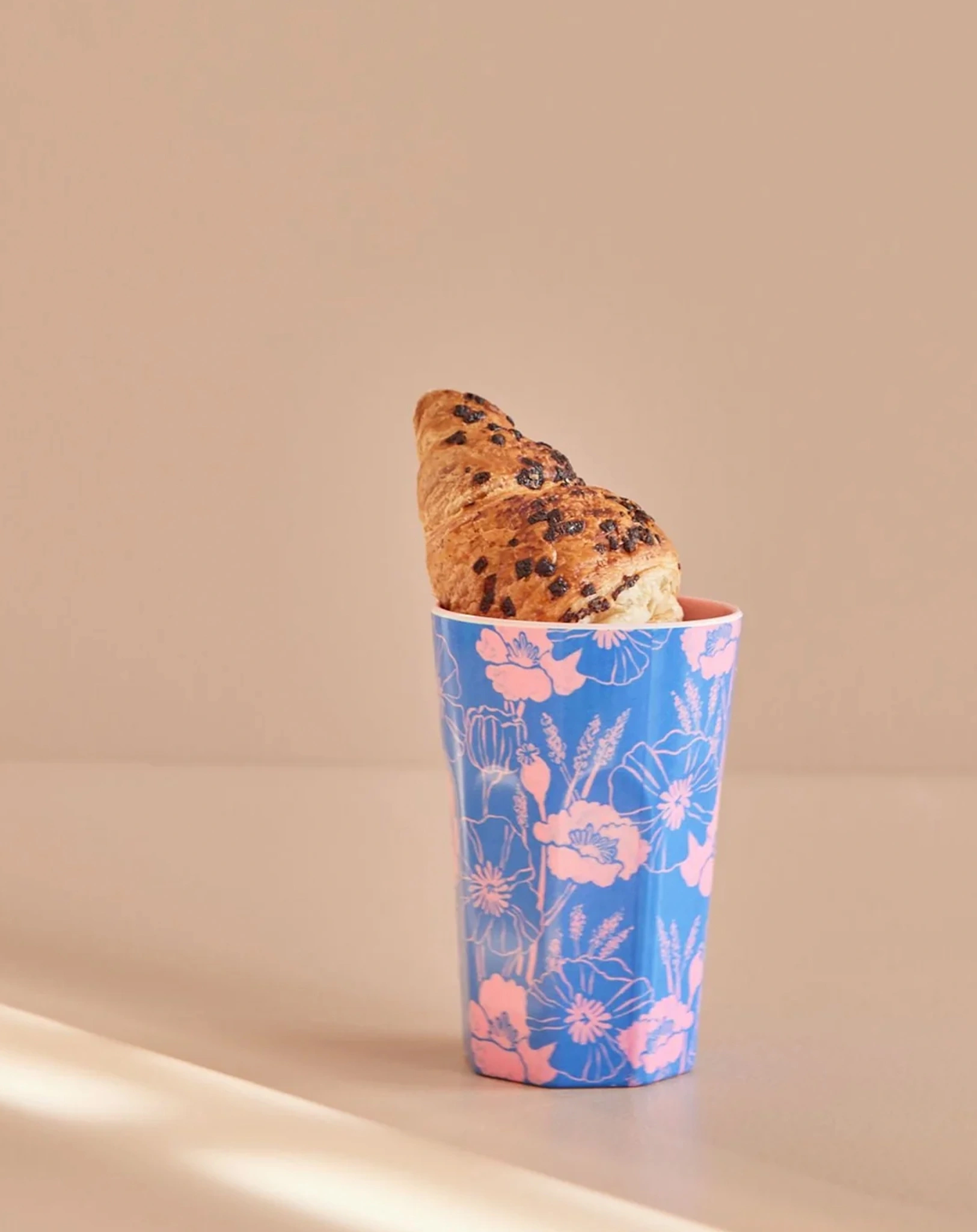 Melamin-Becher TALL - POPPY LOVE in blau