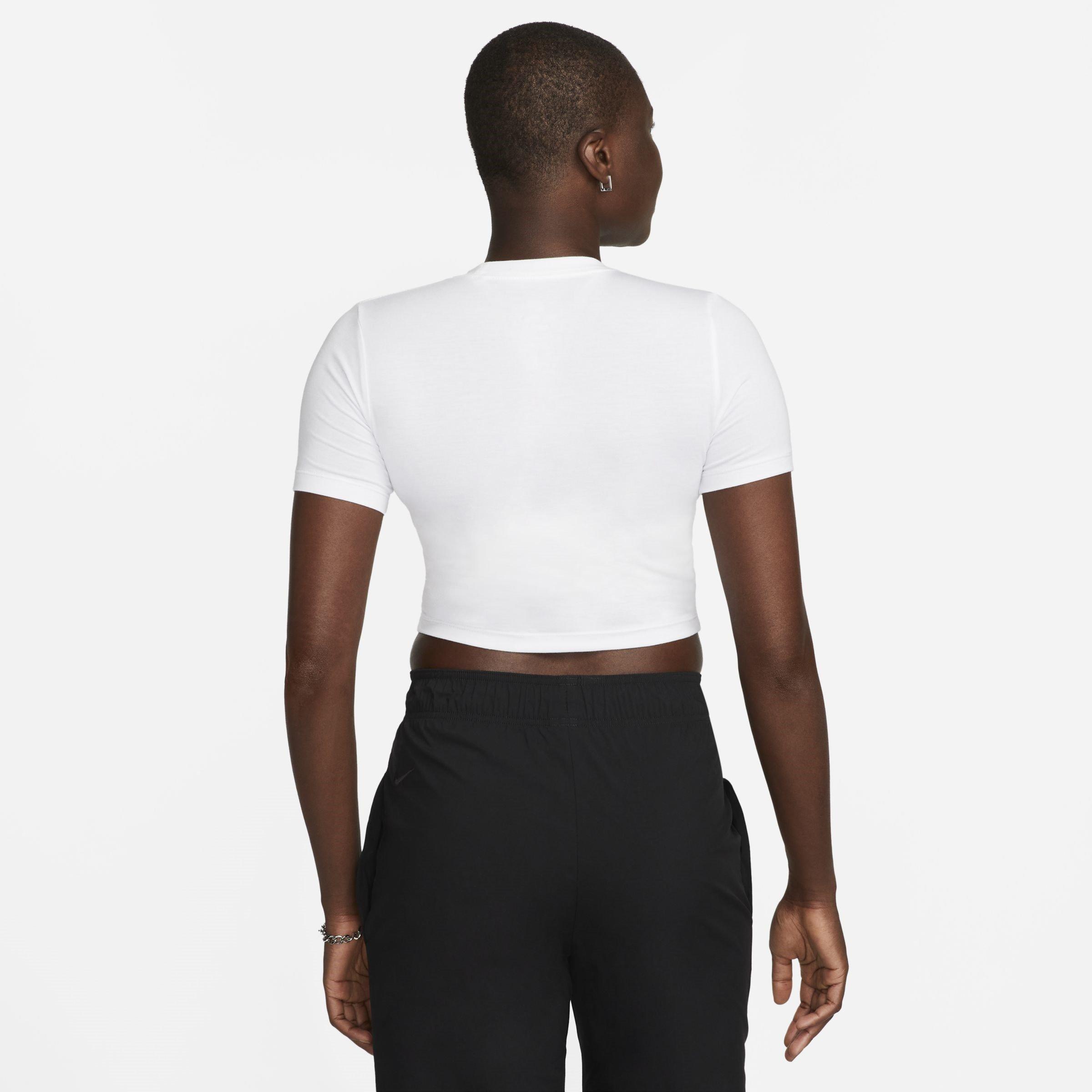 Nike Sportswear Essential Womens Slim Fit Crop T Shirt