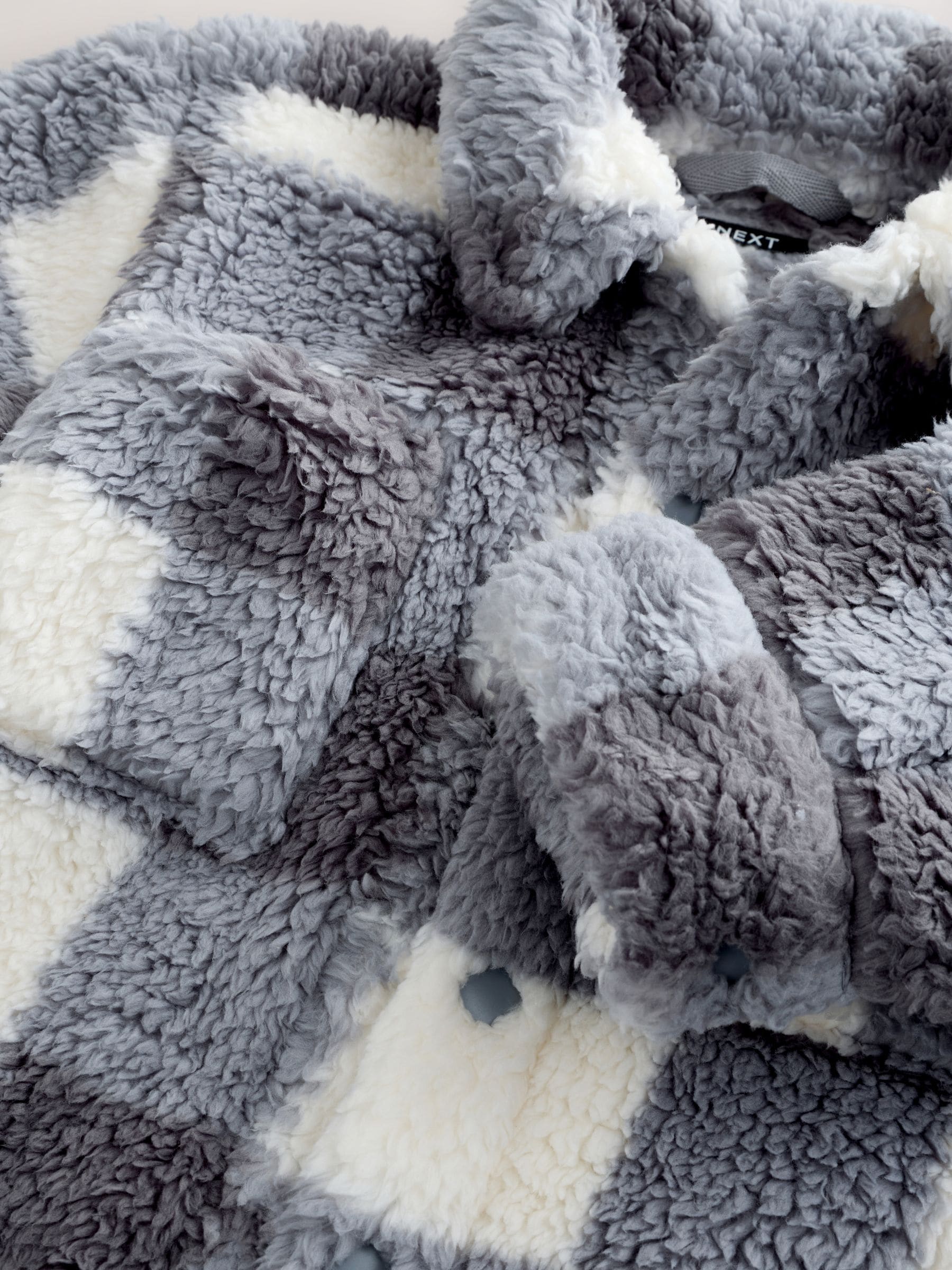Grijs dambordpatroon - Fleece shacket van borg (3 mnd - 7 jr)