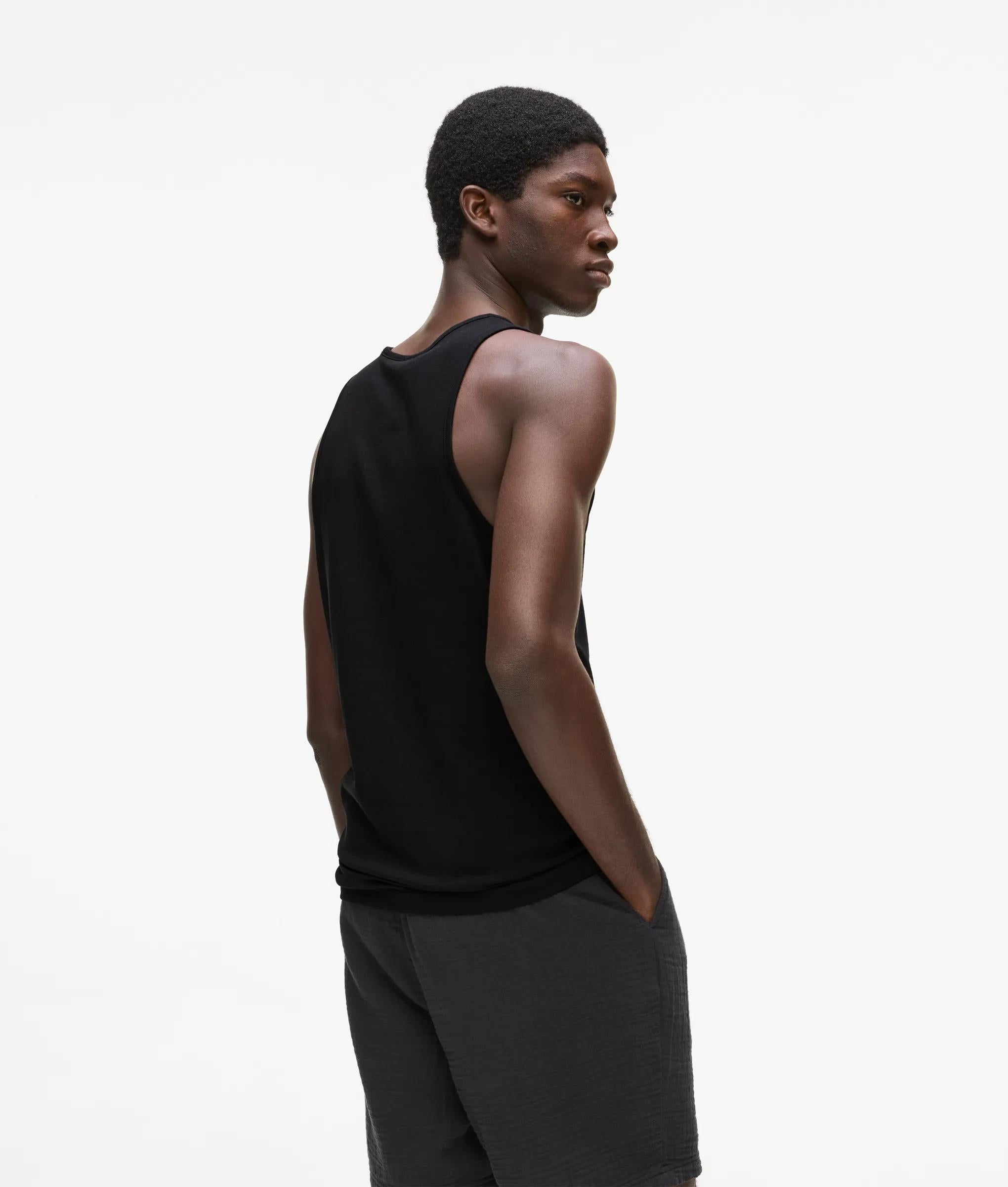 Logo tanktop