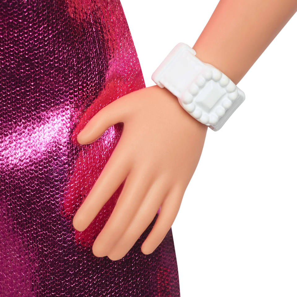 Barbie Fashionista pop in jurk met hart