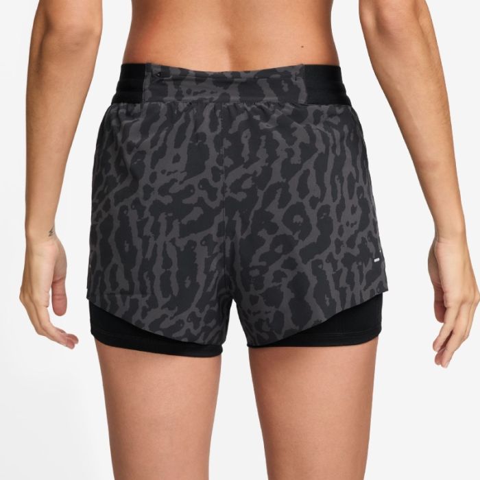 Nike Dame Shorts Swift NVLT Dri-FIT Mid-Rise 2in1 Shorts Sort