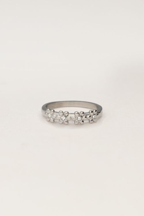 Ring met bloemen & steentjes