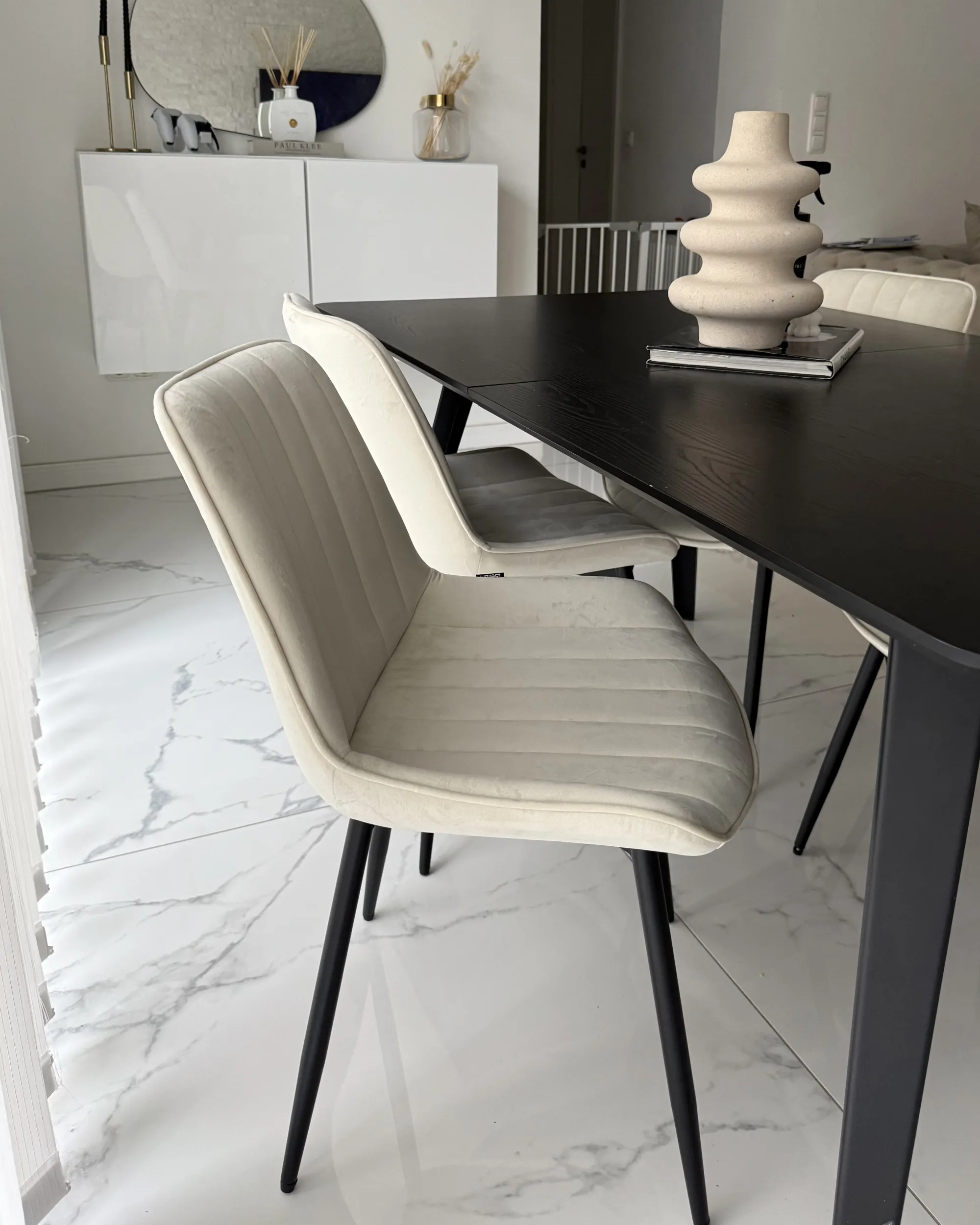 Set van 2 eetkamerstoelen DUBROVNIK Fluweel Lichtbeige