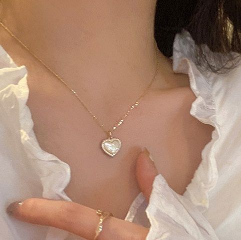 Catalunya - Ketting met hartvormige hanger en strass