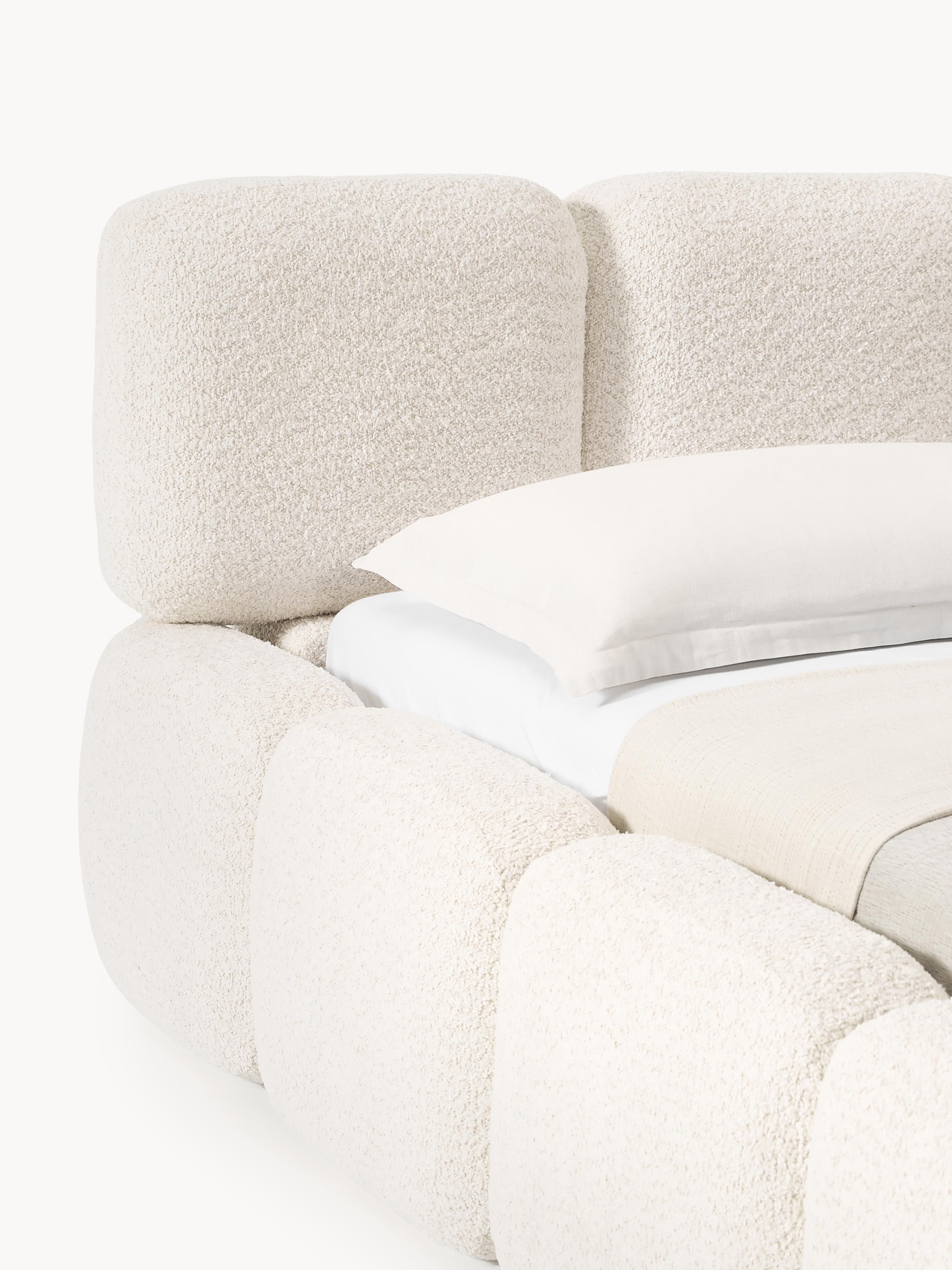 Gestoffeerd bed Tayla van teddy bouclé met opbergruimte