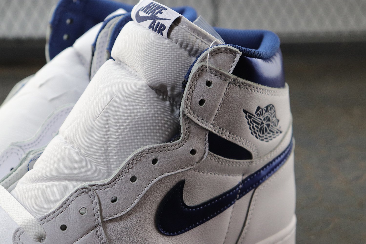 Jordan 1 Retro Metallic Navy