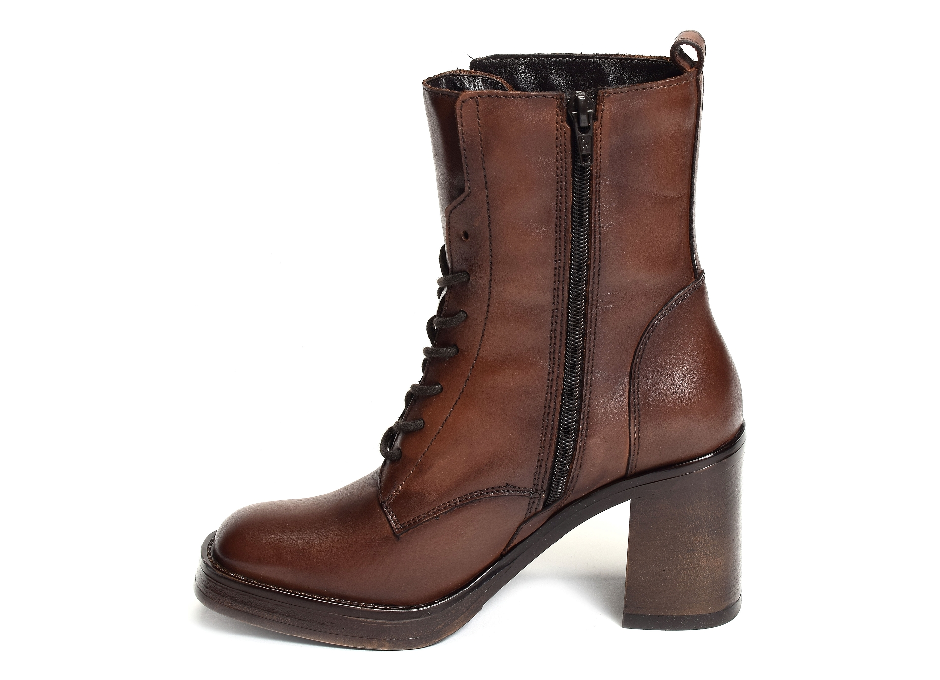 25114 cognac