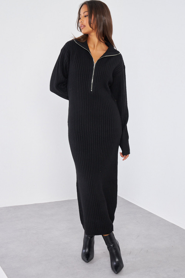 Robe pull noire à col montant zippé