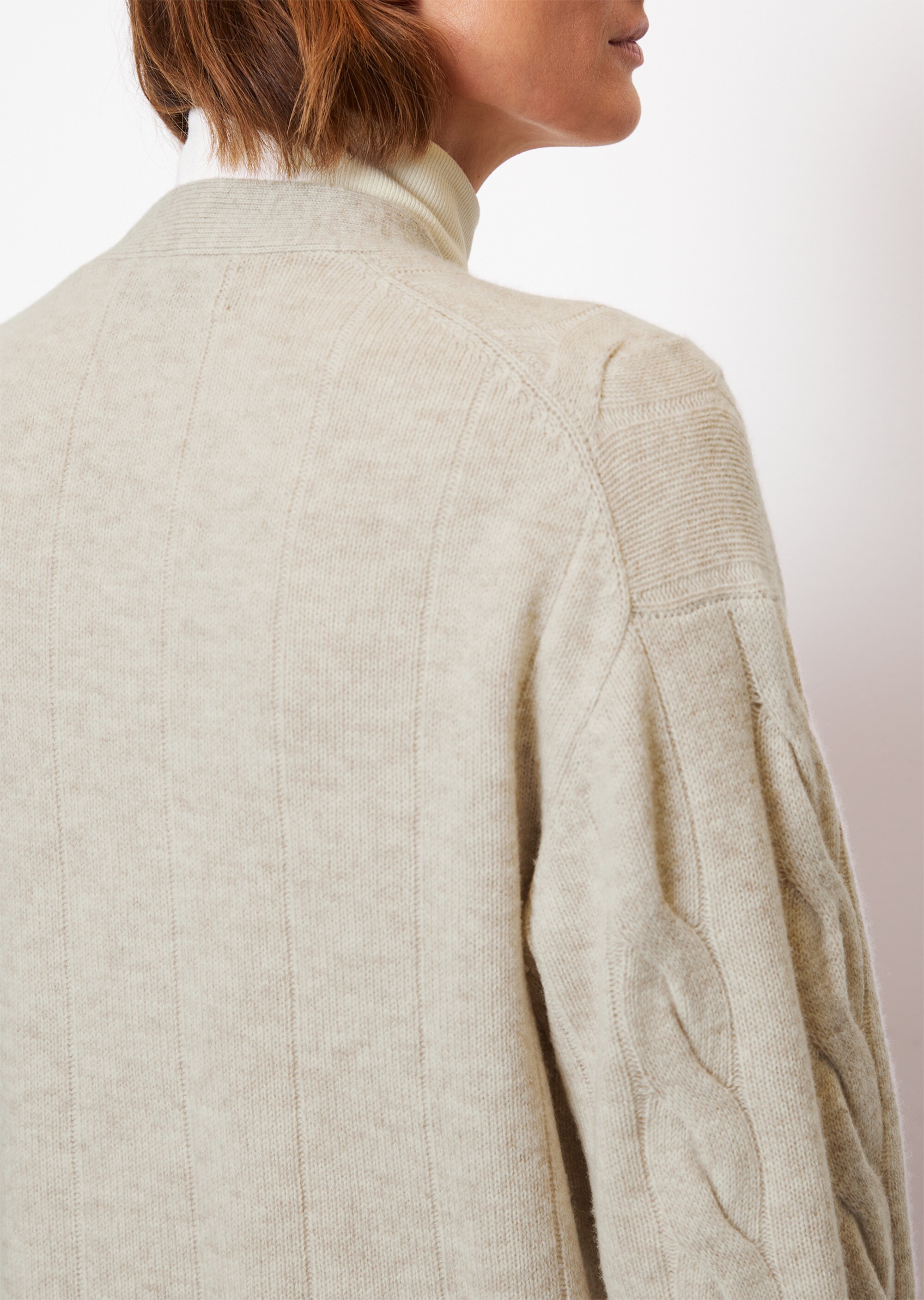 Zopfmuster-Cardigan oversize aus Schurwolle-Kaschmirwolle-Mix
