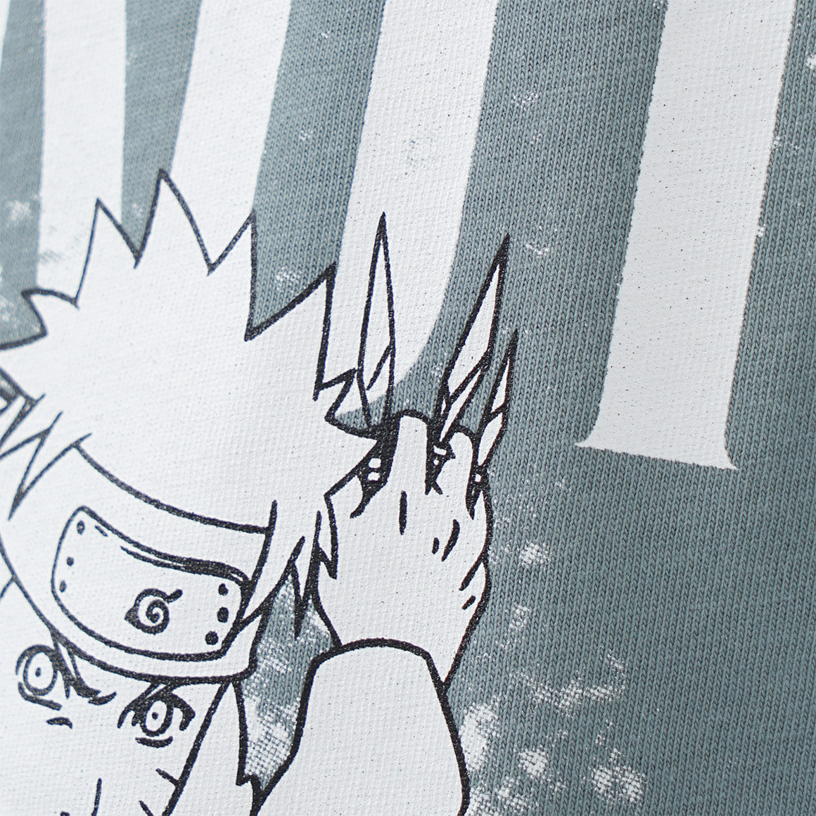 Yigga NARUTO T-Shirt mit großem Motiv dunkelgrün