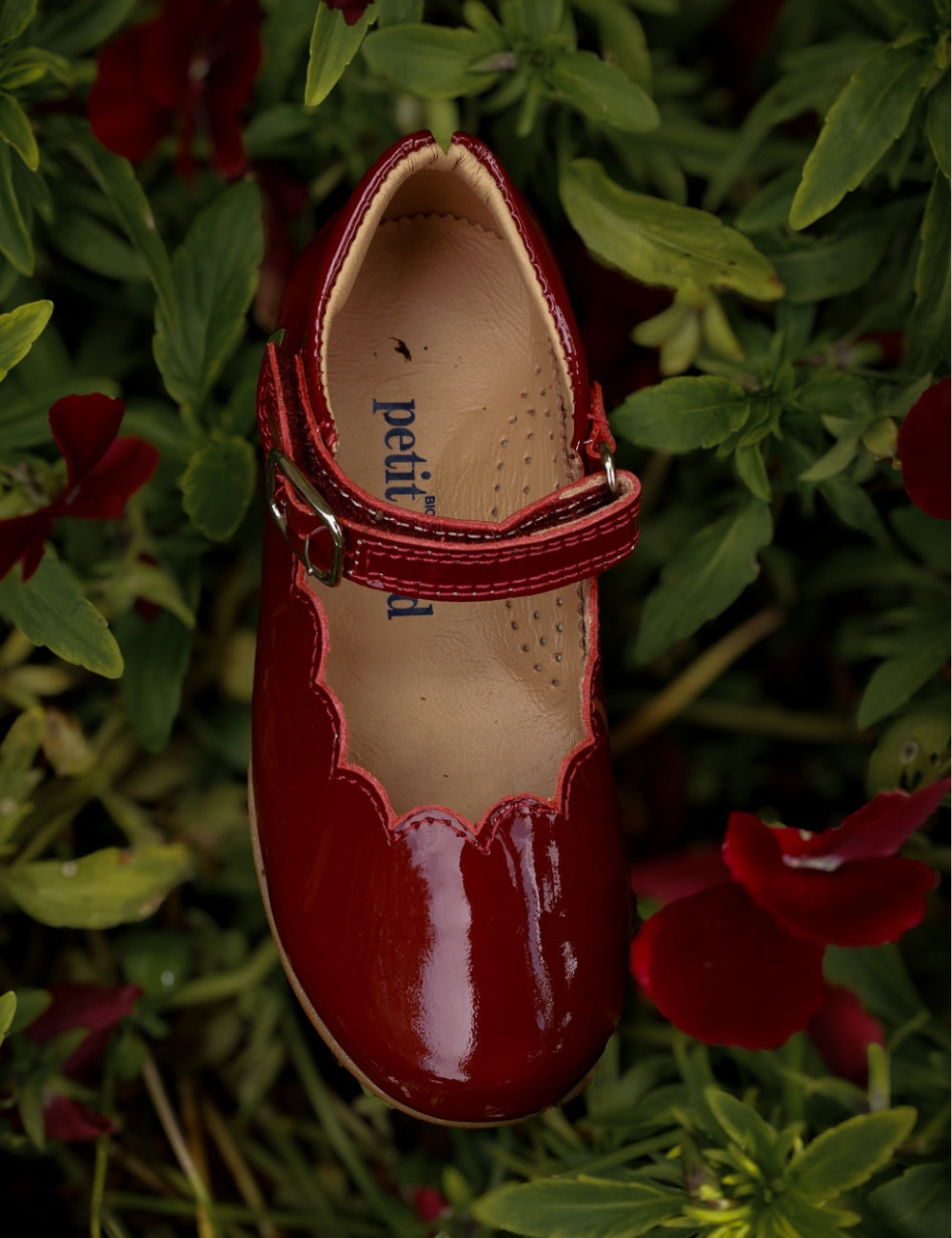 Scallop Mary Jane - Cherry Patent