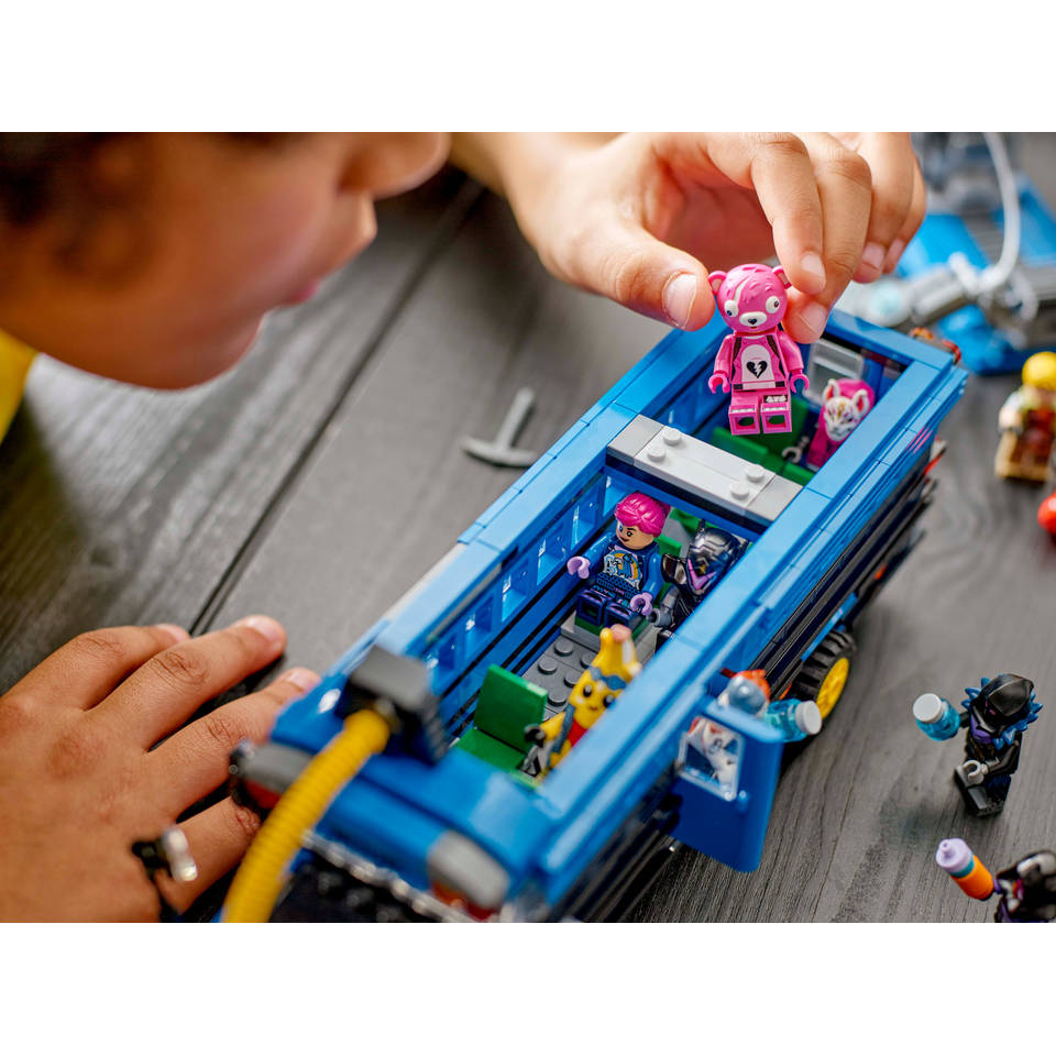 LEGO Fortnite Battle Bus 77073