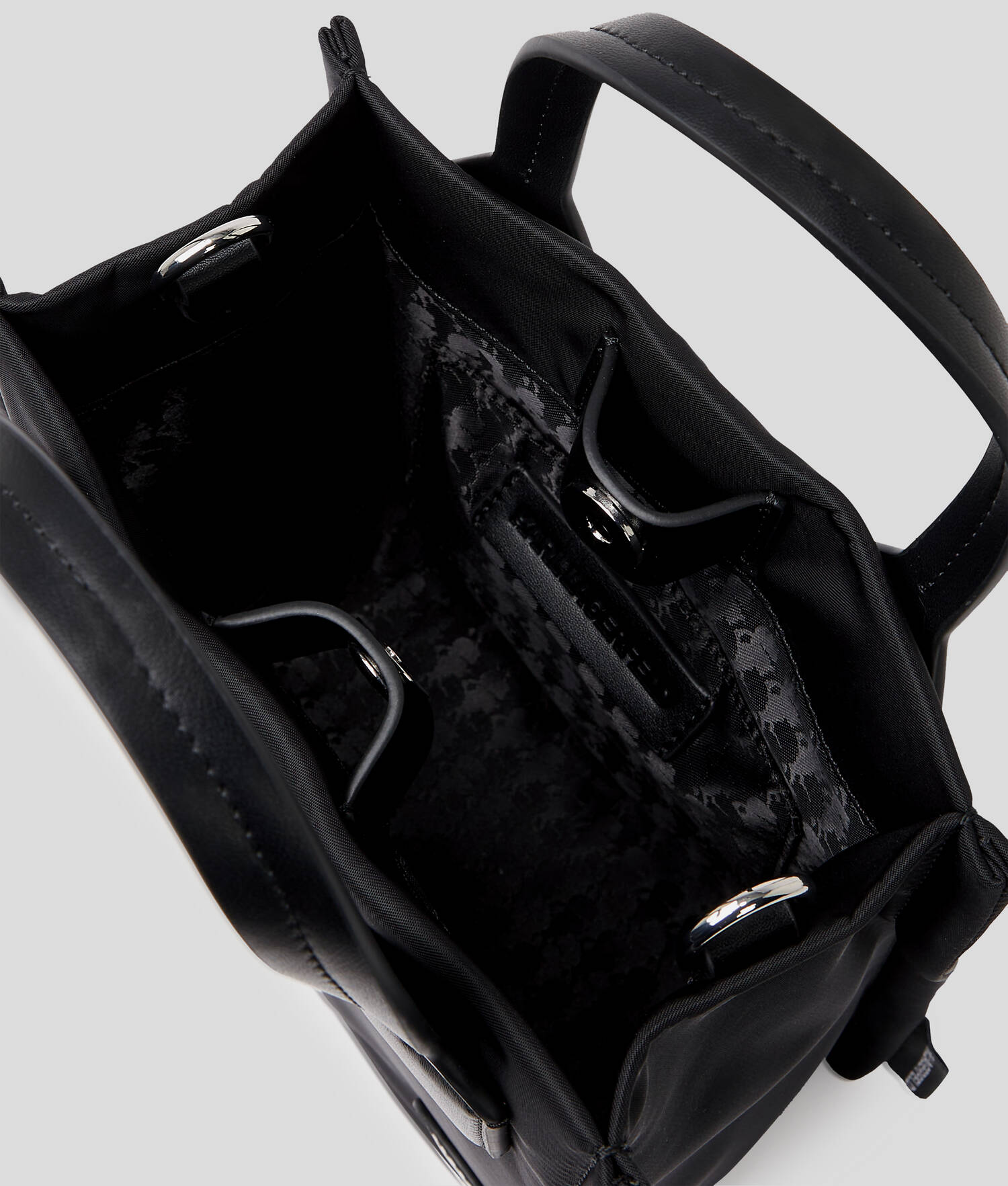 PETIT SAC CABAS CARRÉ EN NYLON IKON