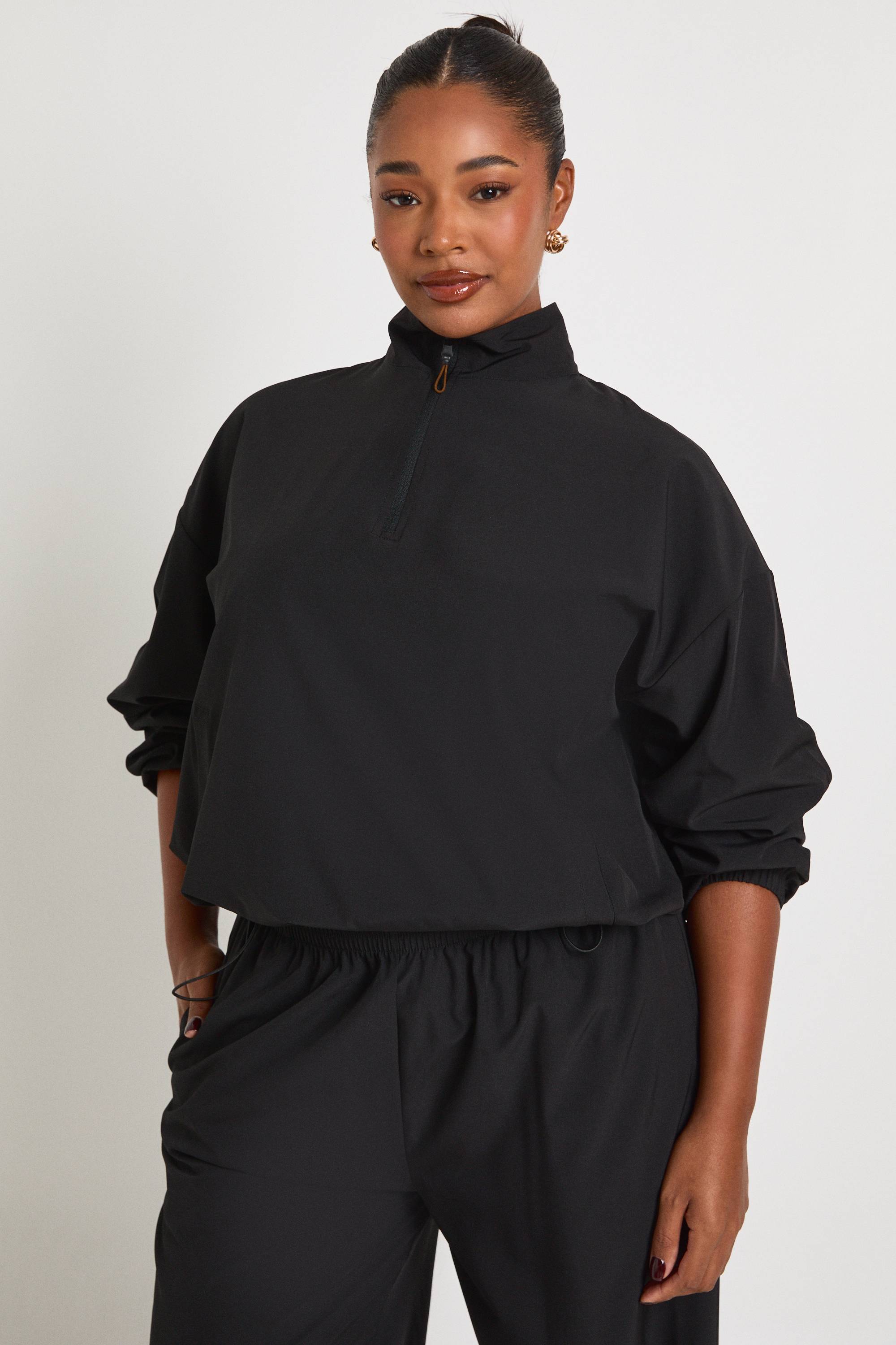 boohoo Ensemble de Jogging Grande Taille Col Montant Demi-Zip en Nylon