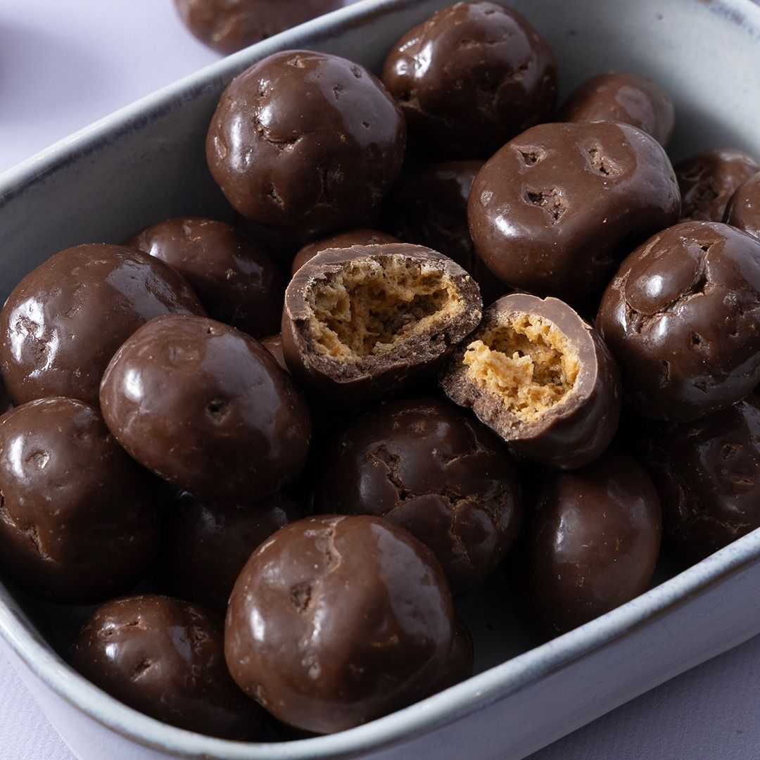 Chocolade amaretto cookies melk