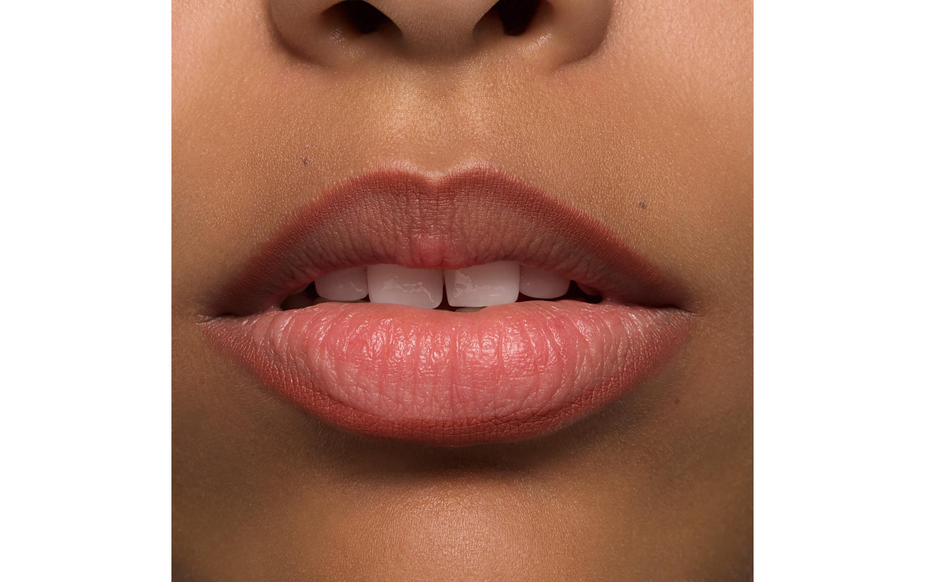Lip Liner 8h Matte Comfort 17 Must Have BrownLanganhaltender Lipliner in einem mahagonibraunen Farbton für perfekte Lippenkonturen