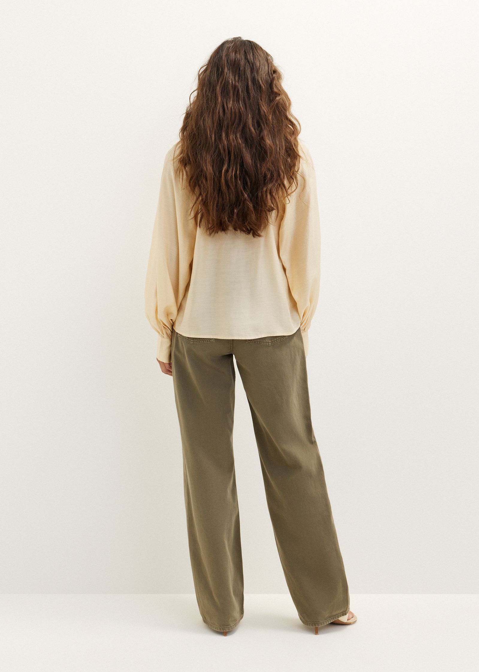 Blouse met ruffles