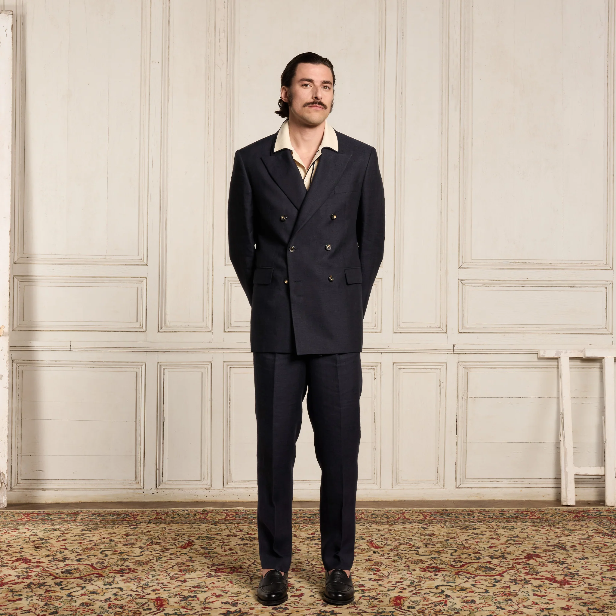 Navy linen double-breasted jacket