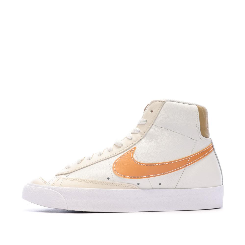 Nike Baskets Beige Homme Nike Mid 77 Emb