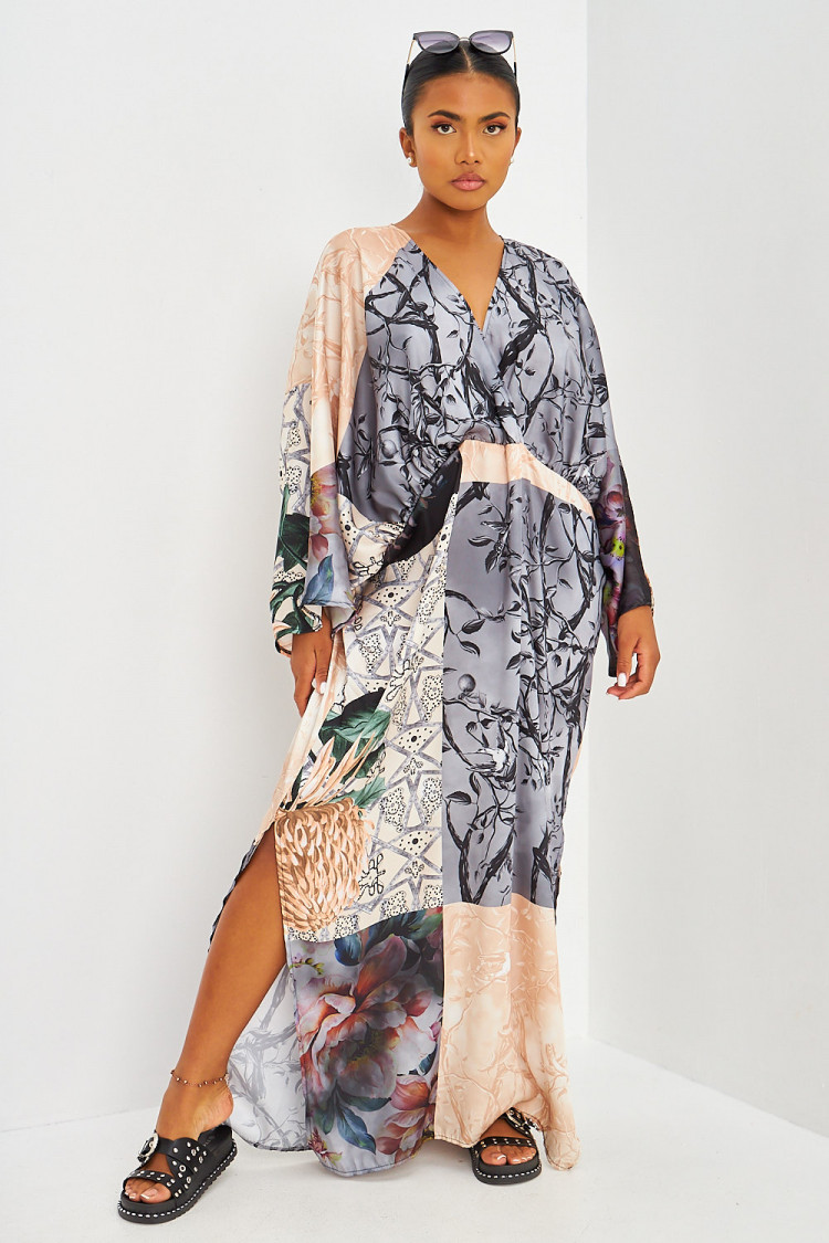 Robe maxi à imprimé végétal style patchwork beige et noir