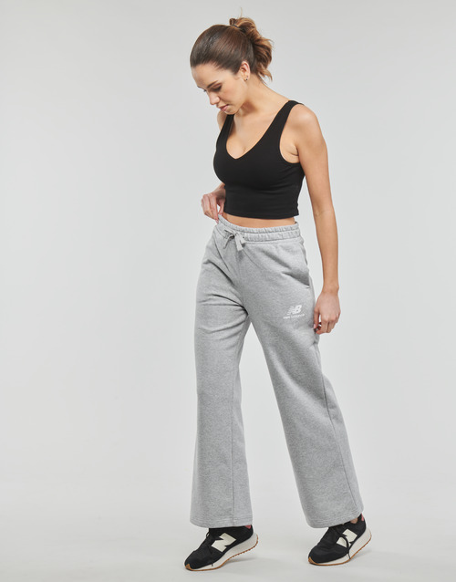 New Balance - ESSENTIALS STACKED LOGO SWEAT PANT - Gris