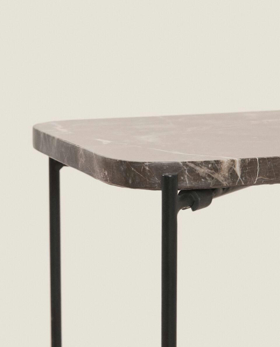 MESA LATERAL DE MÁRMORE