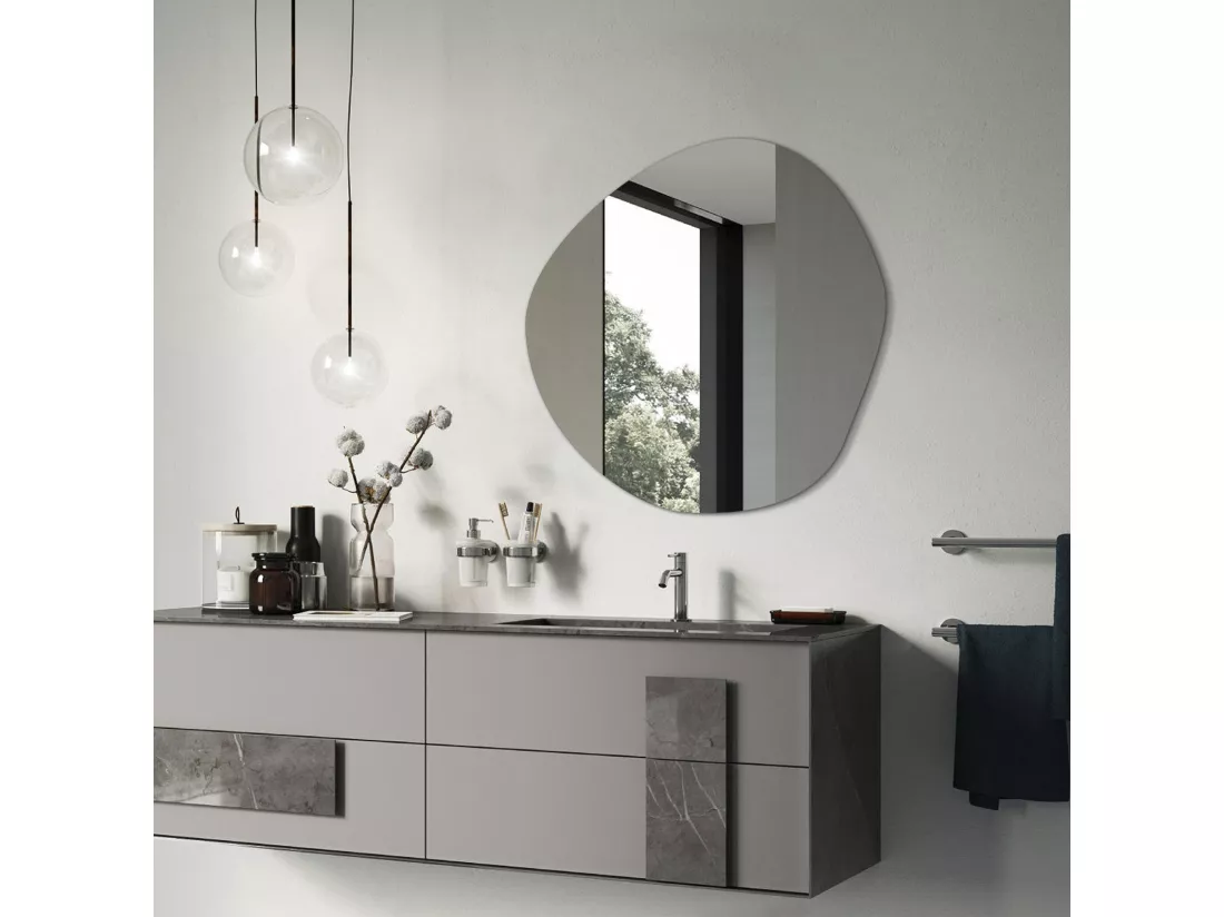 Miroir suspendu asymétrique pour la chambre Japandi 67 cm x 67,6 cm