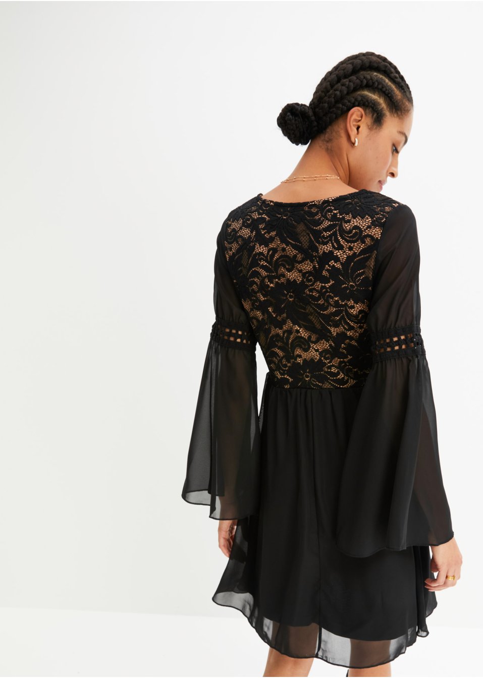 Robe à dentelle