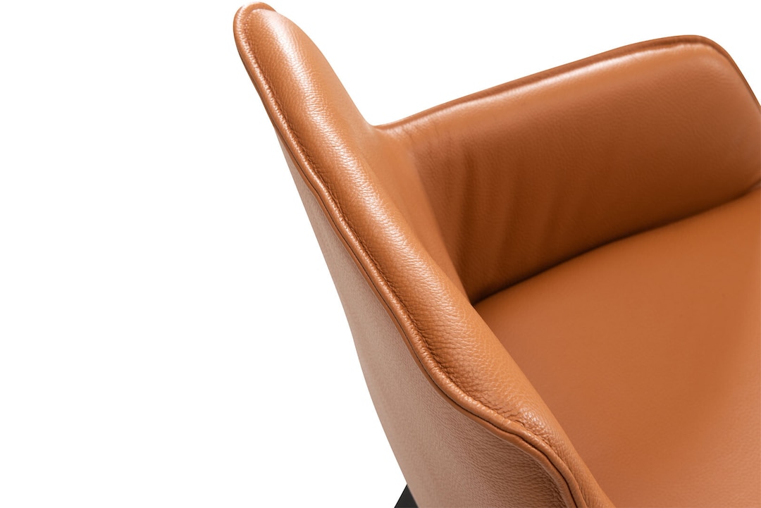 vito Armlehnstuhl CARLO Lederbezug Soleda cognac/schwarz matt