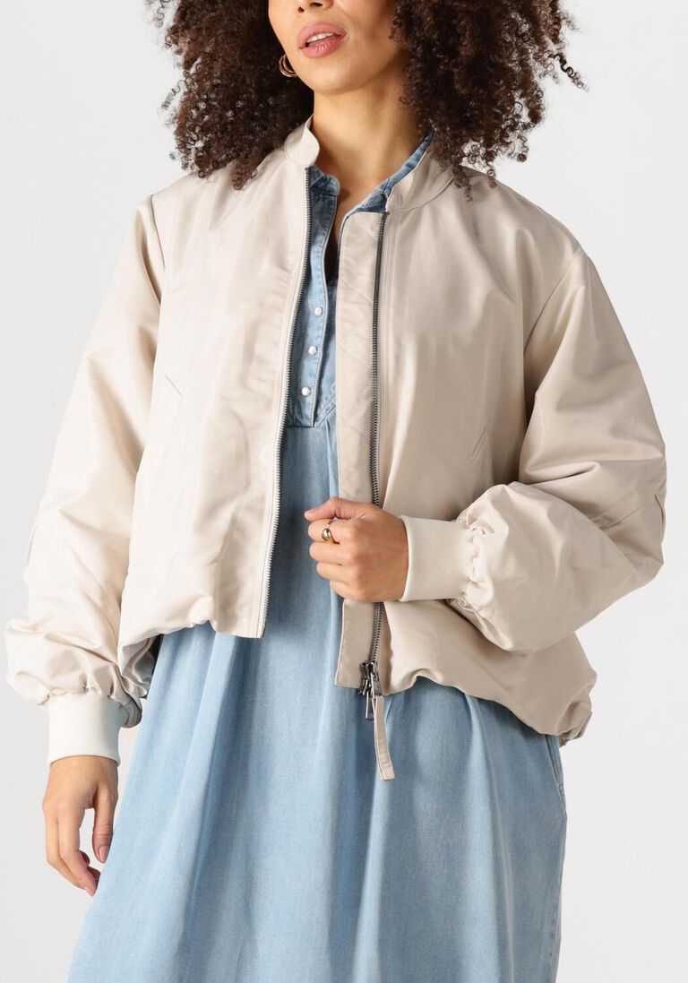 kit beaumont jack kassy jacket