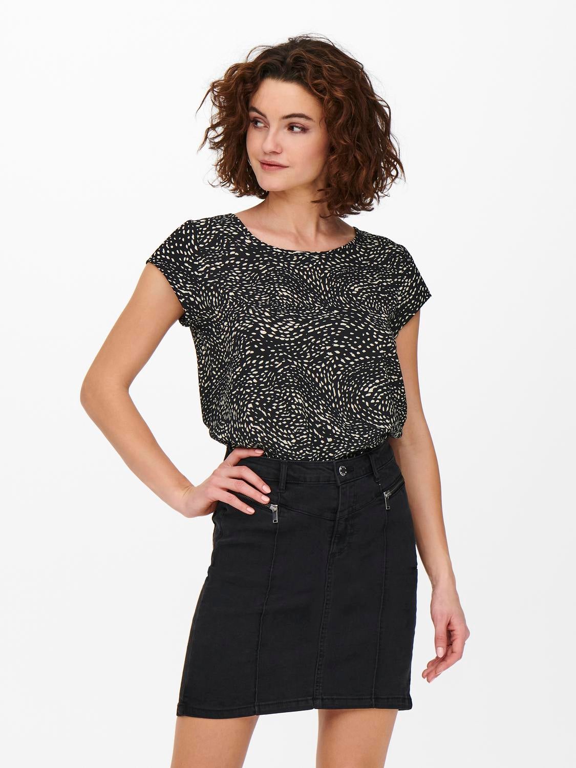 ONLVIC Top Black