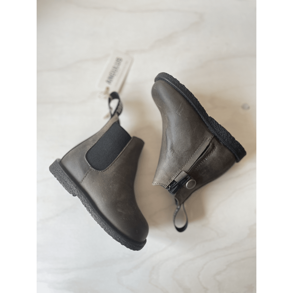 Angulus - Chelsea Boot Logotape Zipper - Dark Olive Black