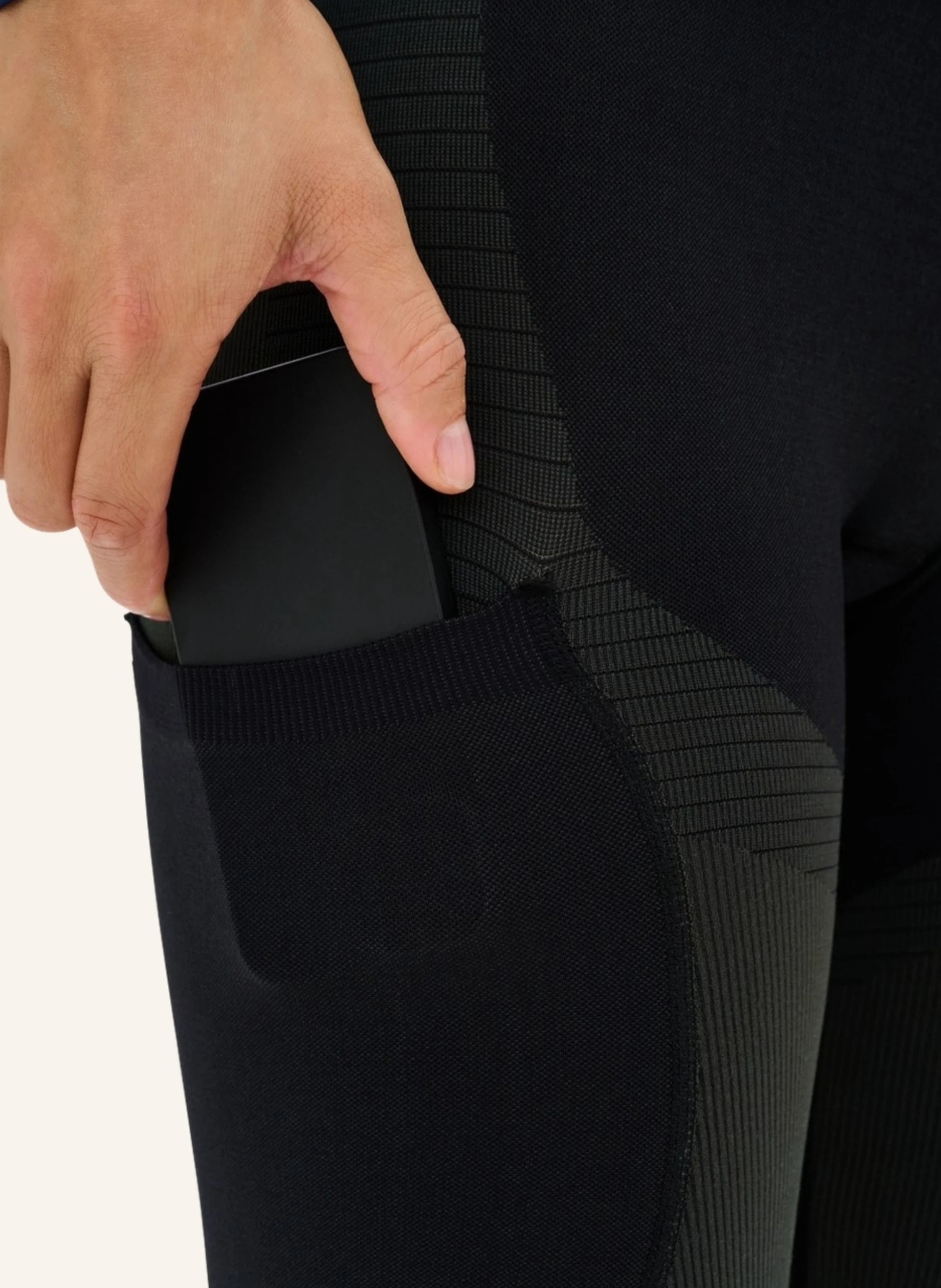 cep Tights THE RUN SEAMLESS mit Kompression