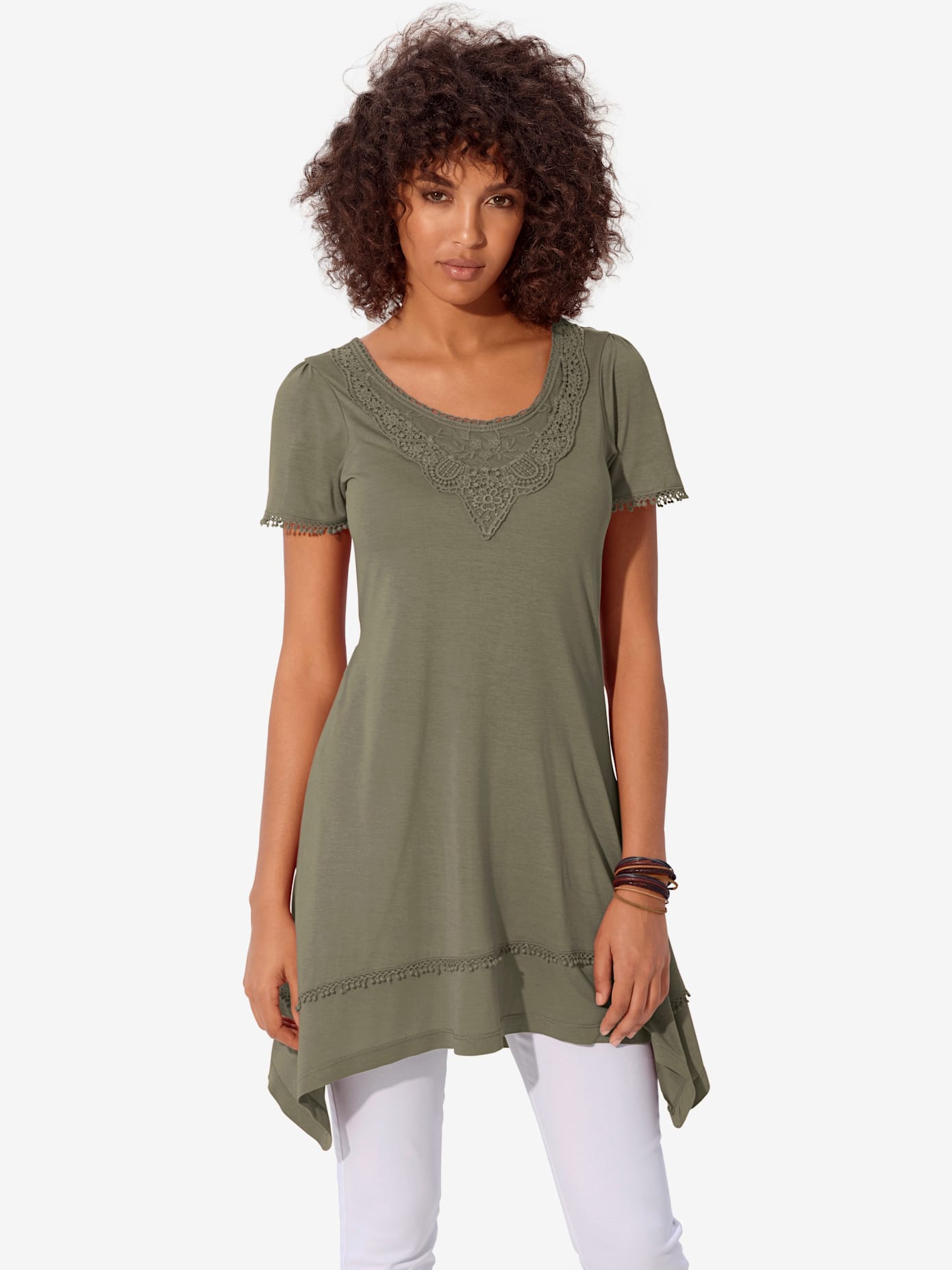 T-shirt long superbes détails en dentelle à l'encolure