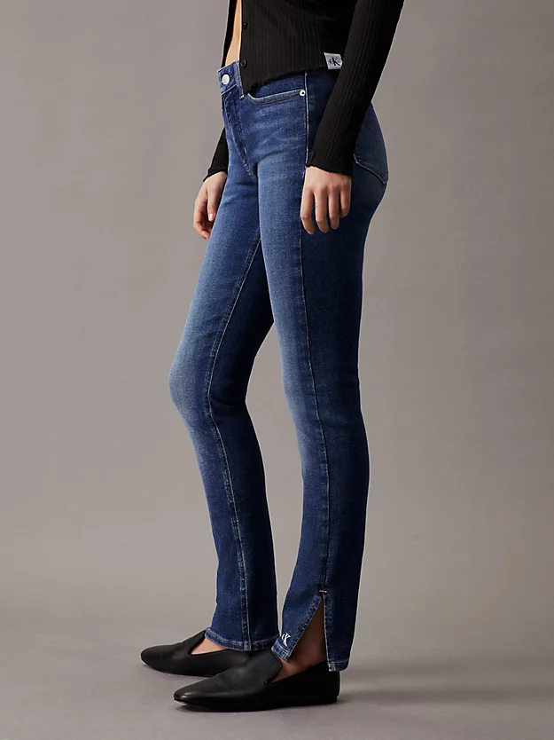 Calça jeans skinny de cintura média