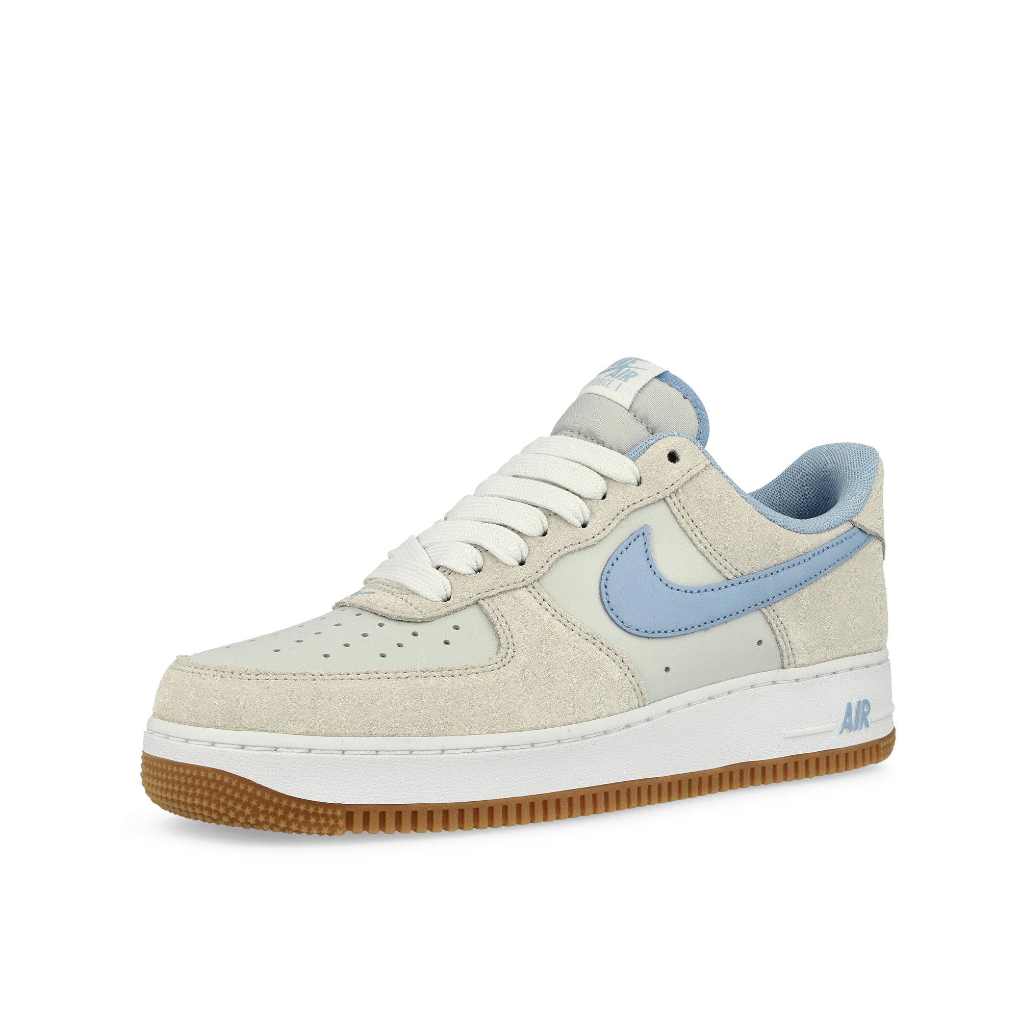 Nike<br>Air Force 1 '07 LV8