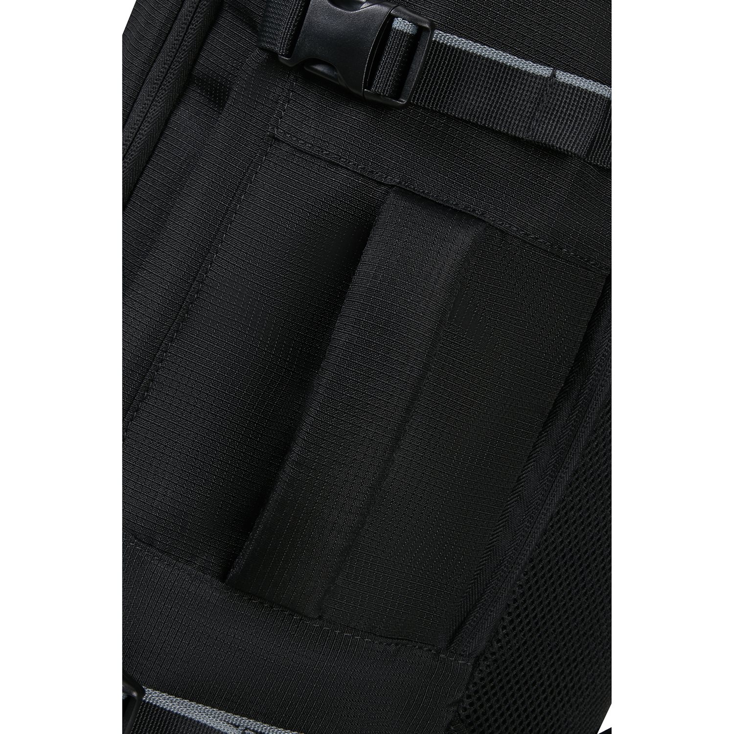 American Tourister TAKE2CABIN Casual Backpack M black