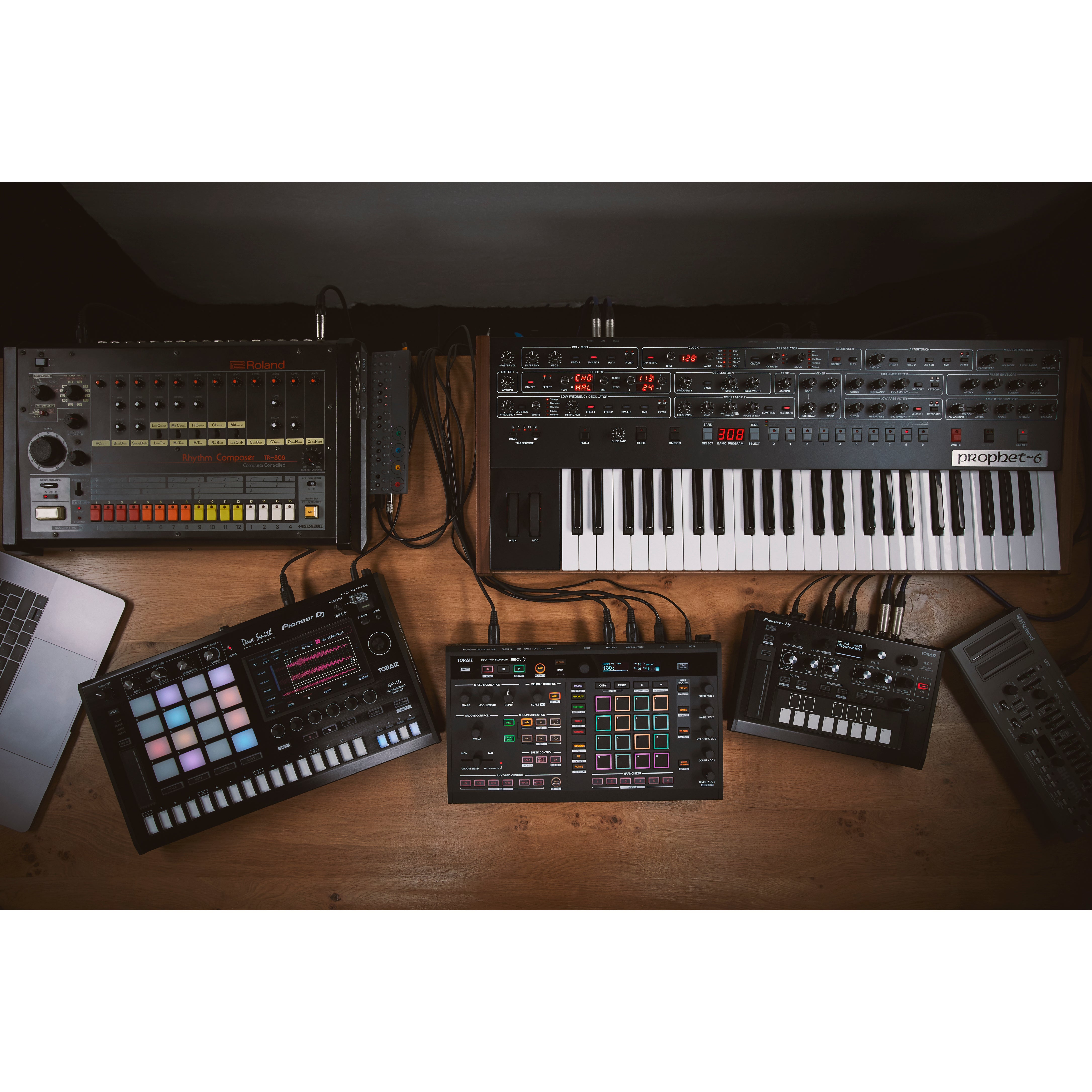 Pioneer DJ Toraiz Squid multitrack sequencer