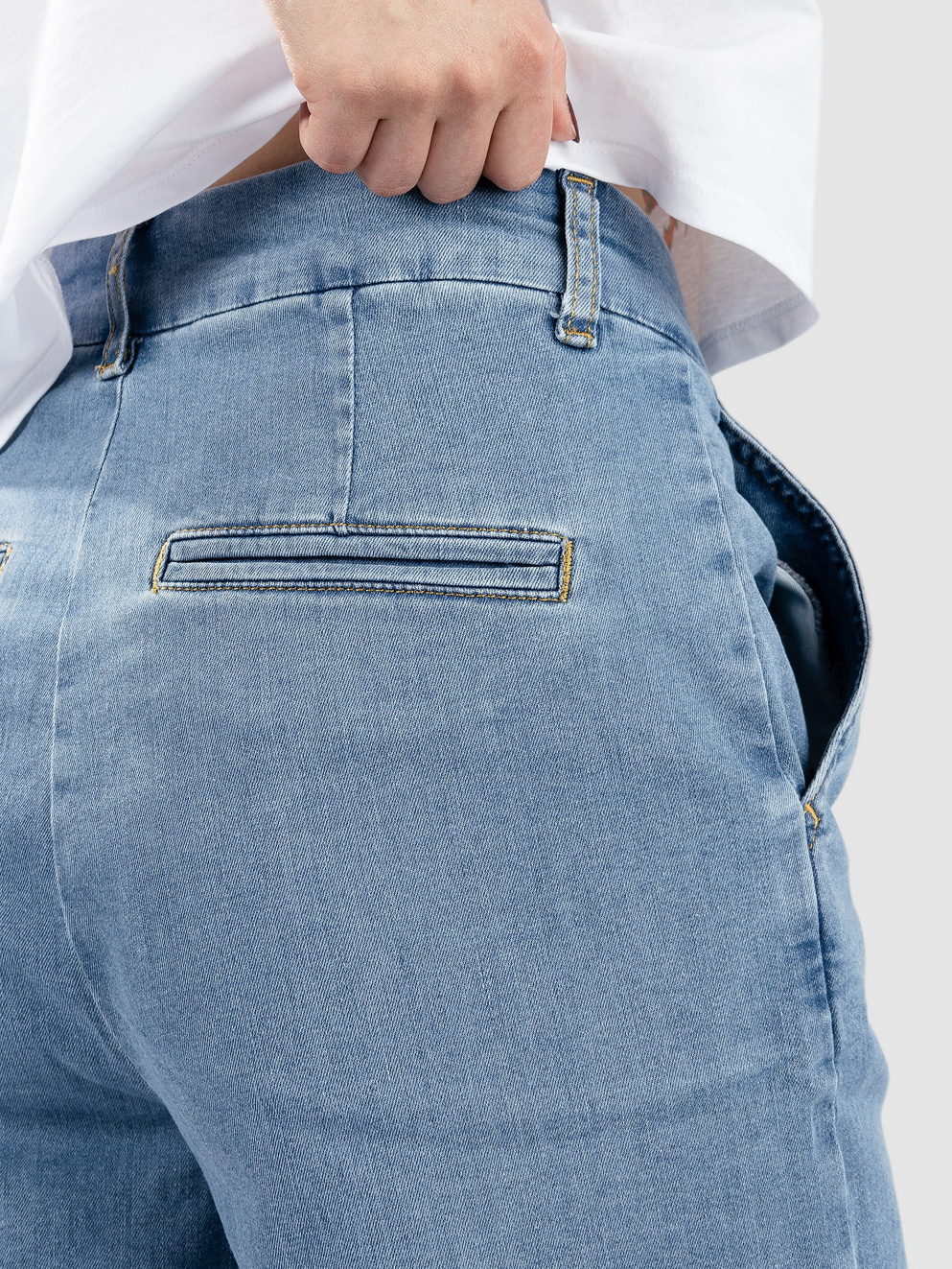 Nümph Nuamber Shorts light blue denim