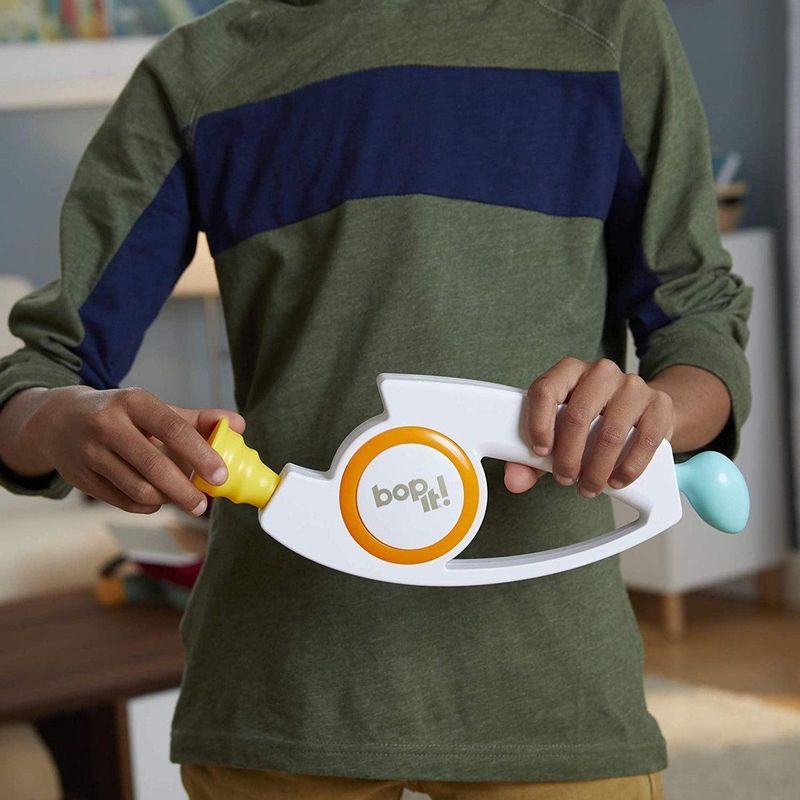 Hasbro Bop It! - Het klassieke spel van Bop It, Twist It, Pull It voor kinderen van 8 jaar en ouder!