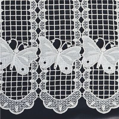 Brise-bise macramé papillons