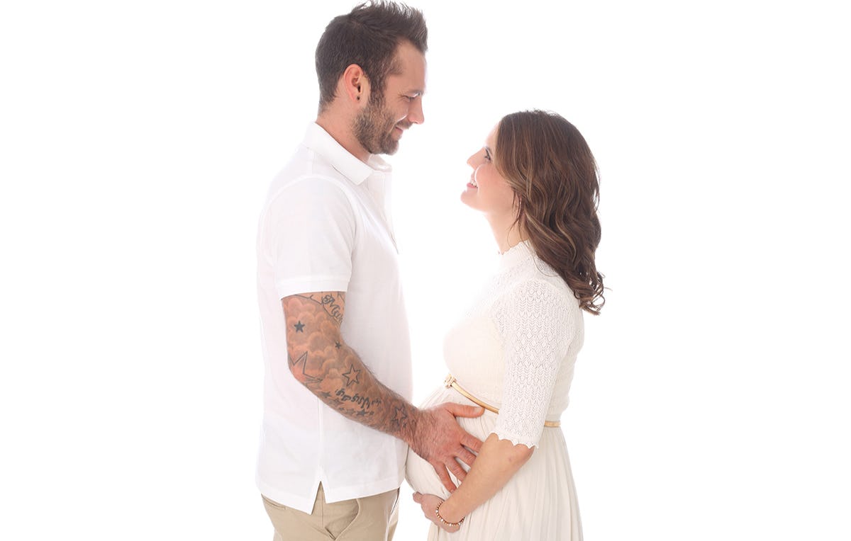 Babybauch-Fotoshooting in Rosenheim als Geschenk