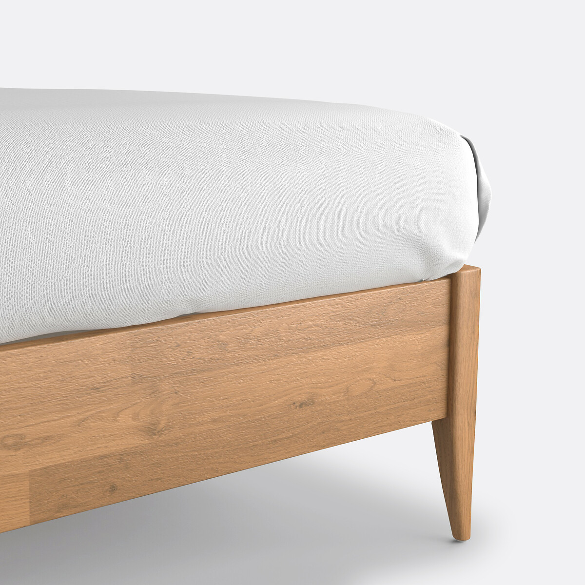 LA REDOUTE INTERIEURS<br>Cama Quilda + estrado de ripas