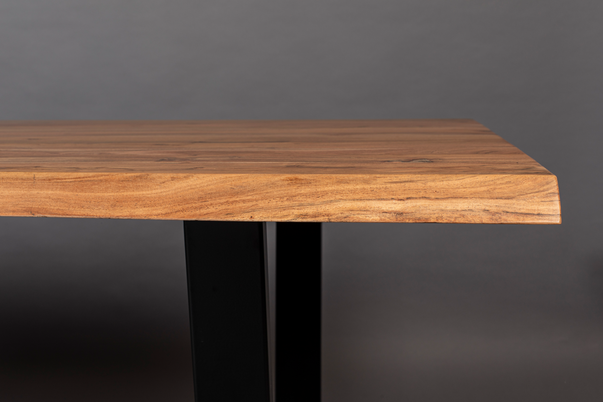 Dutchbone eettafel Aka  180x90 cm