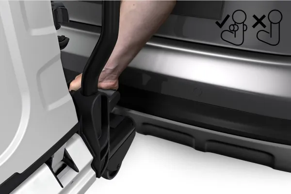 Thule EasyFold XT F, Cykelholder, Tilkoblingsanordning til bag på bilen, Aluminium, Aluminium