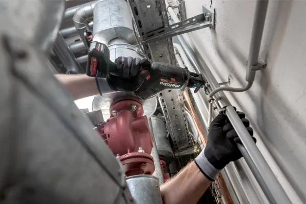 Metabo SSE 12 BL - Vekslende sav - ledningfri - 2 batterier - 12 V