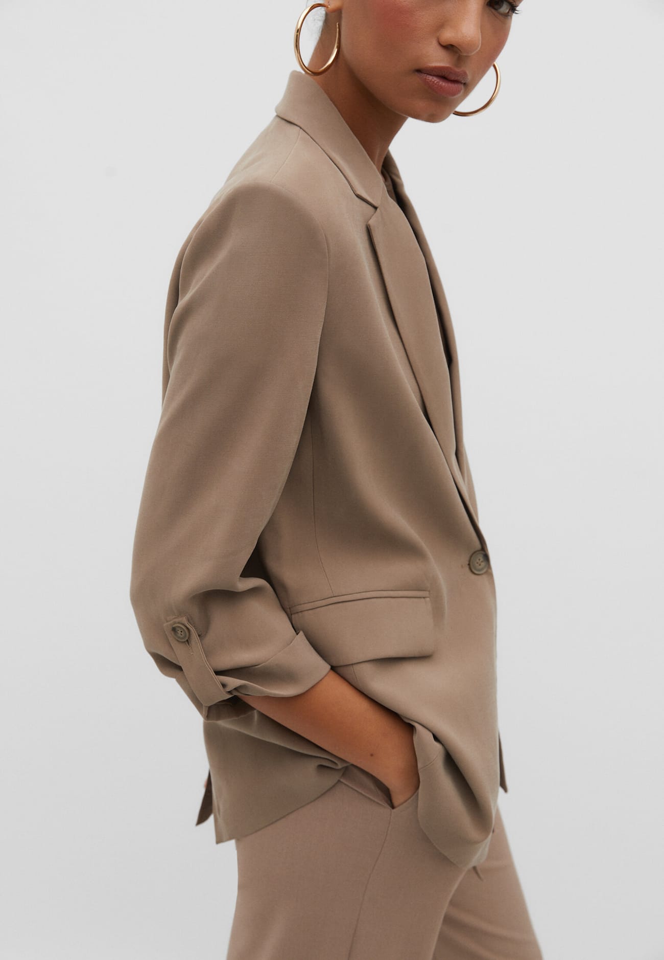 Blazer com mangas arregaçadas