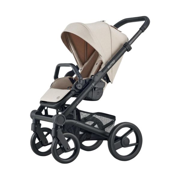 Mutsy Nio Kinderwagen - Black Frame - Cosmic Sand / Black